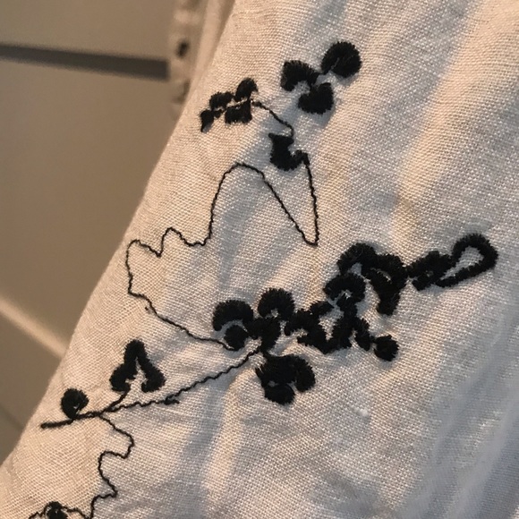 Anthropologie linen embroidered tank - Picture 6 of 14